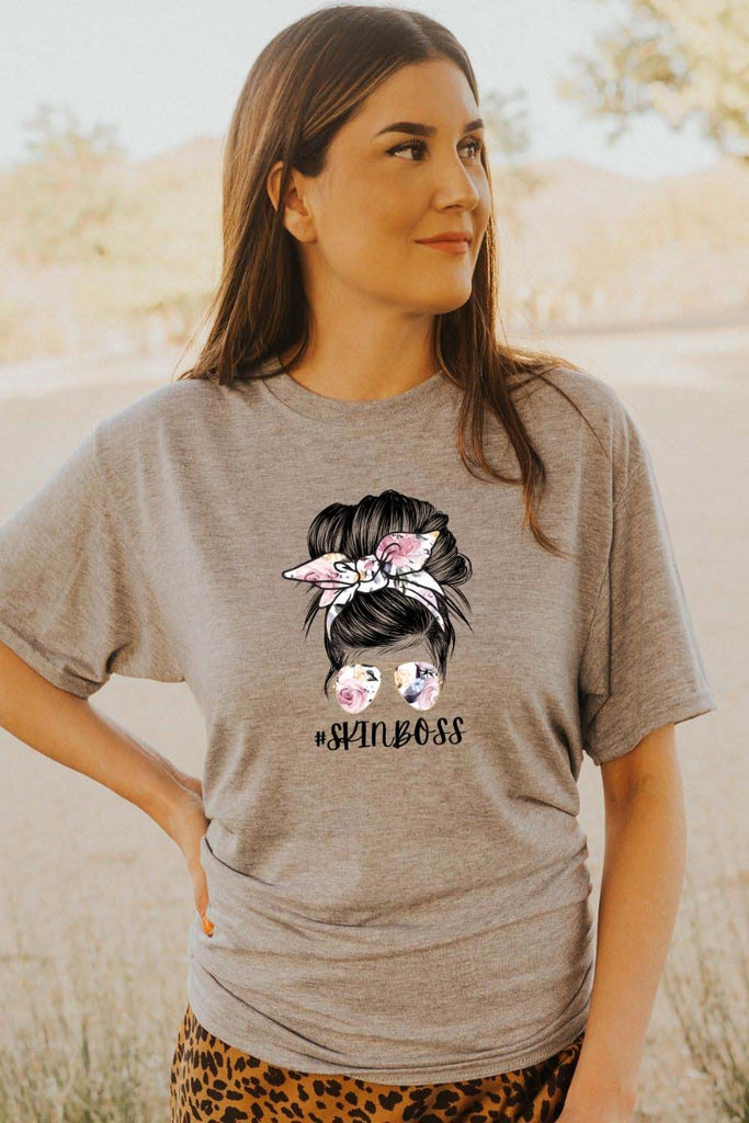 Skin Boss - Messy Bun - Graphic Tee – Citizens of Glamour